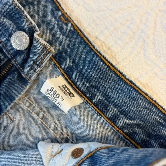 Levi's Light Blue Denim Jeans - Picture 3 of 4